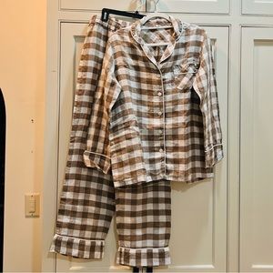 Serena & Lily Hyannis linen pajamas women’ Sz M in “Mink” Gingham